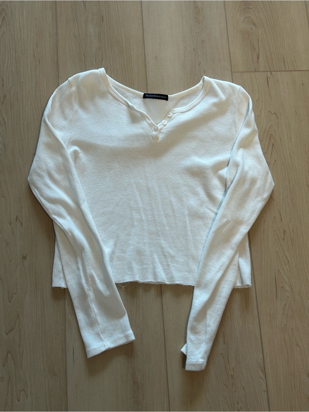 Brandy Melville White Long-Sleeve Ribbed Cropped Henley